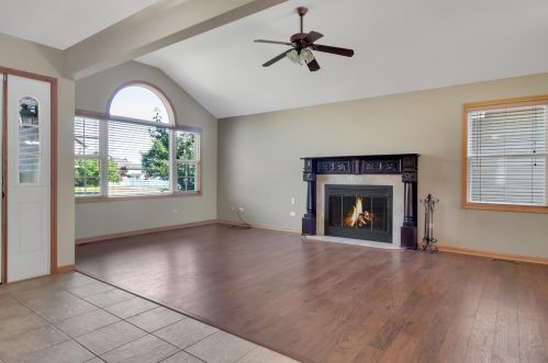 9770 Hohman St, Dyer IN  46311-7709 exterior