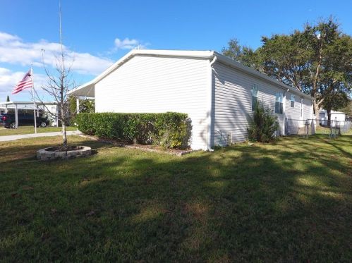 215 Ellsworth Dr, Kissimmee FL 34758-2115 exterior