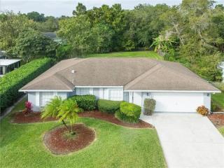 5003 Leon Dr, Palmetto, FL 34221-8544