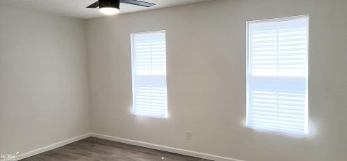 1073 Mainstreet Valley Dr, Stone Mountain GA  30088-2728 exterior