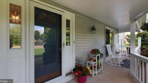 13 Woodside Ln, Flemington NJ  08822-3221 exterior