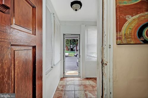 1248 Genesee St, Trenton, NJ 08610-6203