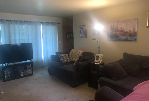 10525 Sheridan Ave, Milwaukee, WI 53225-3243