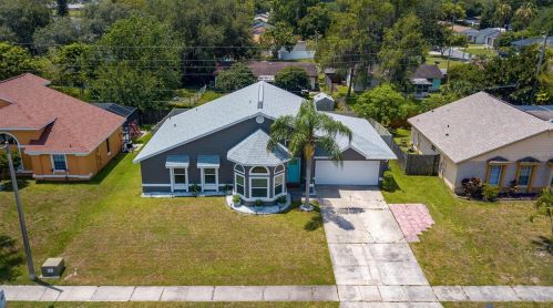 321 Blue Bayou Dr, Kissimmee, FL 34743-6108