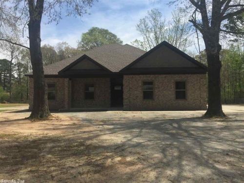 10 Single Oaks Dr, North Little Rock, AR 72120-1521