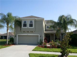 10232 Avelar Ridge Dr, Riverview, FL 33578-7562
