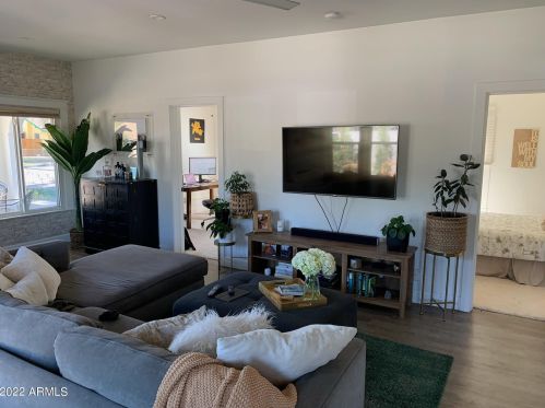 2546 10th St, Phoenix AZ  85006-1054 exterior