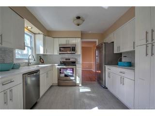 5 Hawley Ln, Upper Stepney CT  06468-1249 exterior