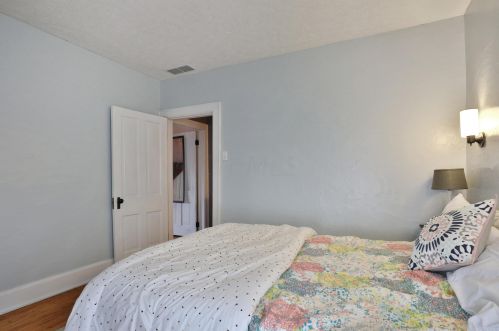 105 Lamartine St, Mount Vernon OH  43050-1717 exterior