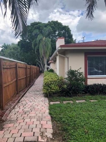 624 Allen Ave, Delray Beach, FL 33483-6046