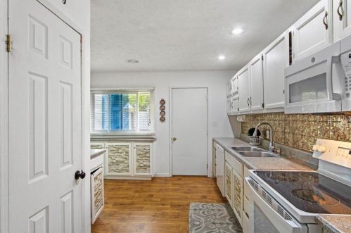 1117 Erie St, Bellefontaine OH  43311-2536 exterior