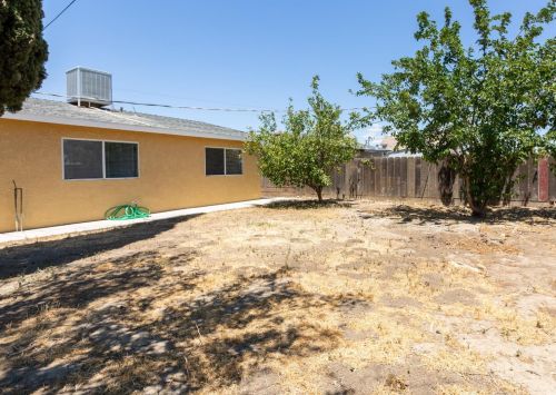 740 Colorado Ave, Los Banos CA  93635-3301 exterior