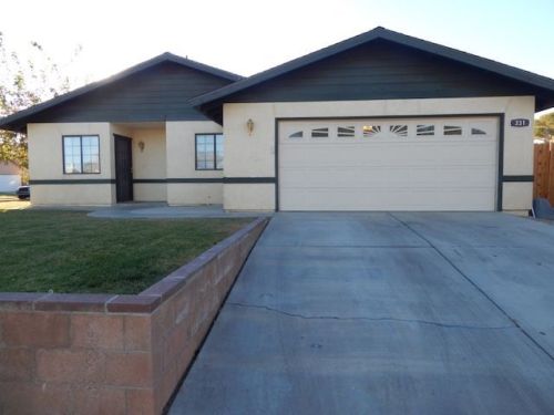 331 Henry St, Ridgecrest, CA 93555-4263