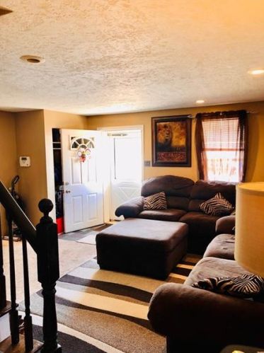 413 15th St, Beaver Falls, PA 15010-4148