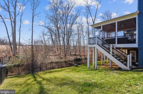 21099 Honeycreeper Pl, Leesburg VA exterior