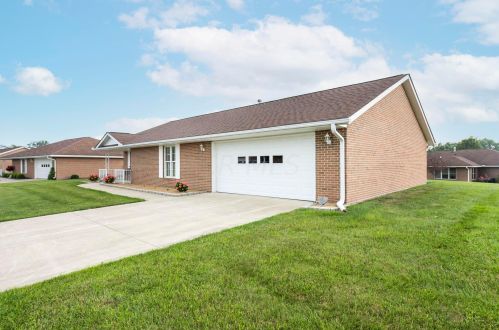412 Aarika Dr, West Jefferson, OH 43162-1487