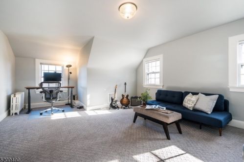 85 Undercliff Rd, Montclair NJ  07042-1616 exterior