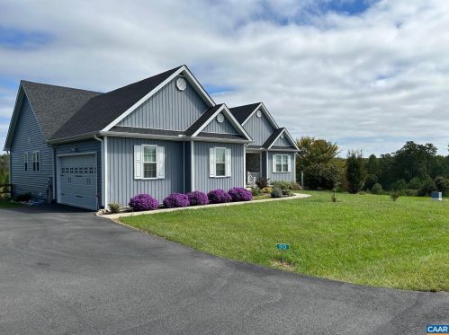 513 Rosewood Dr, Scottsville VA  24590-6491 exterior