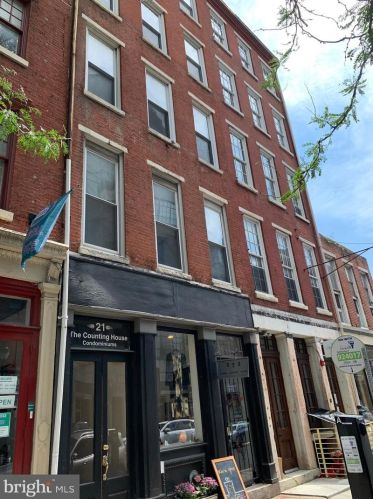 21 3rd St, Philadelphia PA  19106-4507 exterior