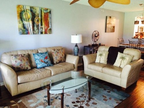 717 Landover Cir, Naples, FL 34104-7804