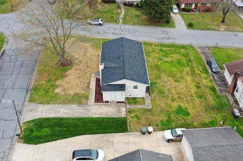 2601 Daye Dr, Greensboro NC  27406-6205 exterior