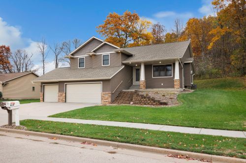 815 Granum St, Holmen WI  54636-9553 exterior