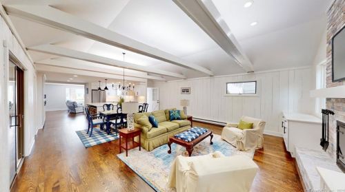 45 Kirkside Ave, Milford CT  06460-5919 exterior