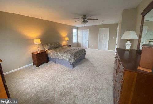 55 Kings Ct, Swedesboro NJ  08085-5033 exterior