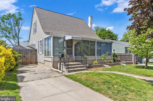 311 Thropp Ave, Trenton, NJ 08610-3238