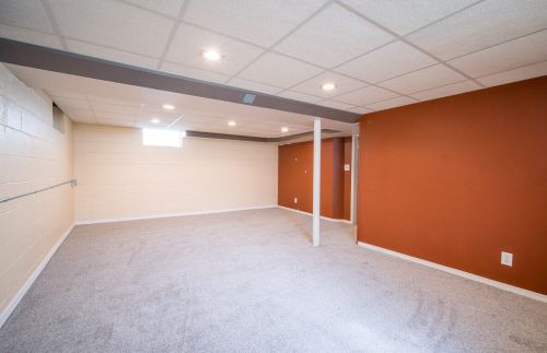 227 Van Norman Ave, Milwaukee WI 53235-5727 exterior