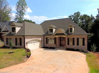 3270 Valley Rd, Winston Salem, NC 27106-2504
