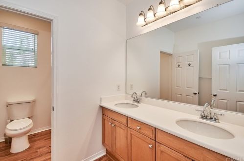 20 Travis Rd, Buena Park CA  90621-8426 exterior