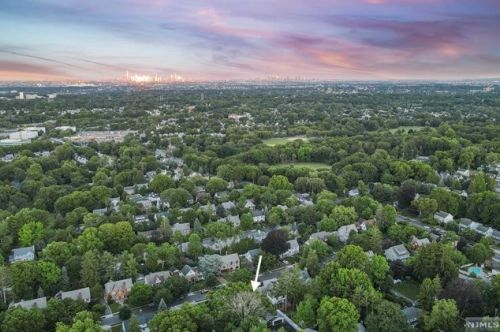 16 The Fairway, Montclair NJ  07043-2534 exterior