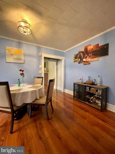 607 Noble St, Norristown PA  19401-5530 exterior