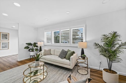 4031 Datcho Dr, San Diego CA 92117-4621 exterior