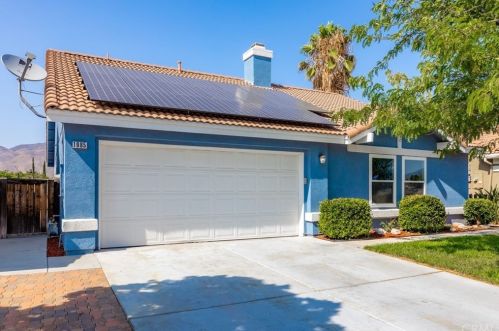 1985 Kensington Dr, San Jacinto, CA 92583-6028