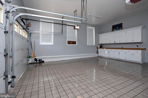 7 Mckinley Ave, Blenheim NJ  08012-5355 exterior