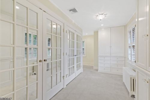 96 Undercliff Rd, Montclair NJ 07042-1718 exterior