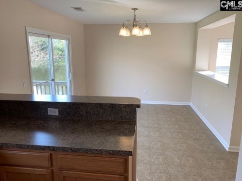 142 Underwood Dr, Lexington SC  29072-7171 exterior