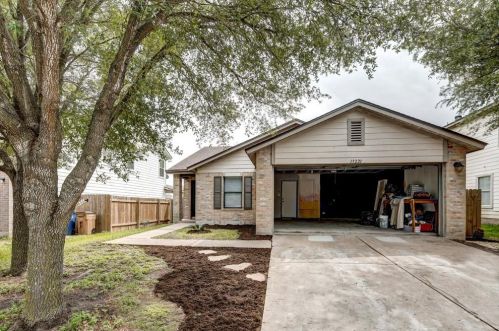13221 Dearbonne Dr, Del Valle, TX 78617-5769
