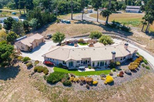 230 Phelan Ranch Way, Pismo Beach CA  93420-5525 exterior
