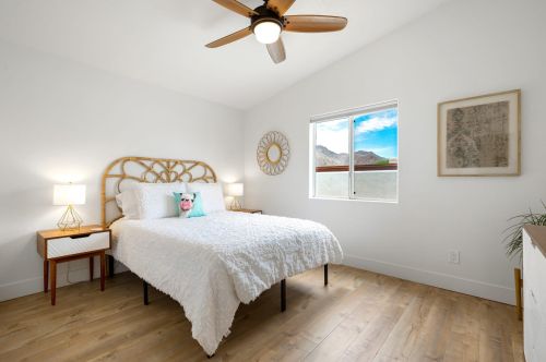 54404 Avenida Madero, La Quinta CA  92253-3620 exterior