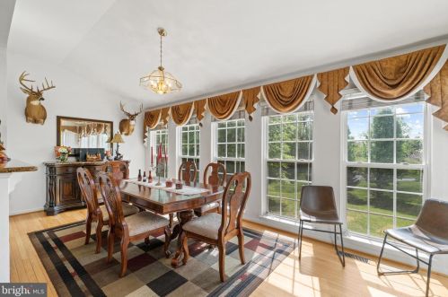 15396 Marsh Overlook Dr, Woodbridge, VA 22191-3771
