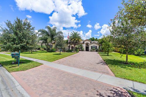 7762 Arbor Crest Way, West Palm Beach, FL 33412-2464
