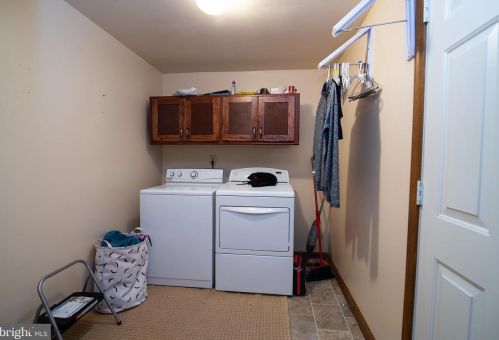6104 Fox Point Rd, Fredericksburg VA  22407-8330 exterior