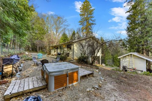 20134 Hosmer Mine Ct, Michigan Bluff CA  95631-9777 exterior