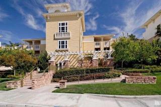 1560 Seabridge Ln, Oxnard, CA 93035-1453