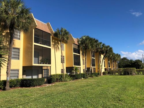 460 20th St, Boca Raton, FL 33431-7916