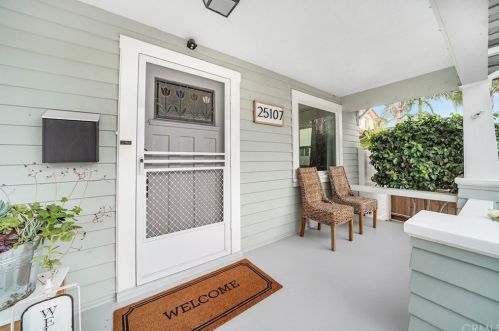 25107 Eshelman Ave, Lomita, CA 90717-1821
