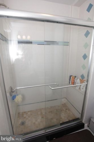 3821 Lancaster Ave, Philadelphia PA 19104-2360 exterior